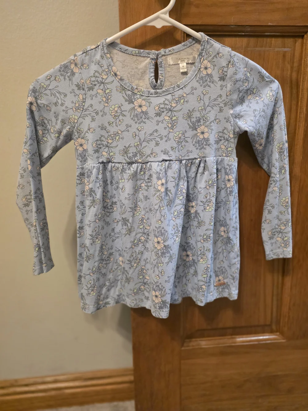 Tahari Light Blue Floral Long-Sleeve Tunic Top